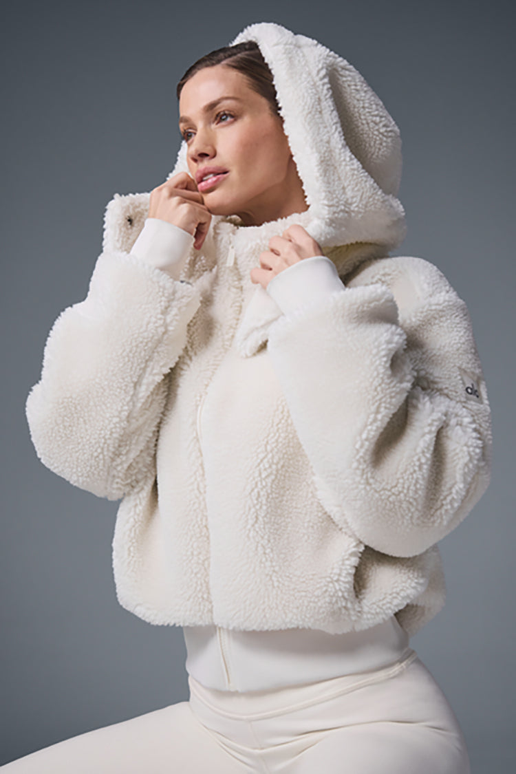 Foxy Sherpa Jacket - White 'Out of Stock'